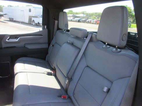 New 2026 GMC Sierra 1500 SLT w/ SLT Premium Package AWD/4WD image 14