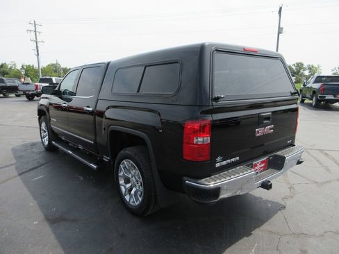 Used 2015 GMC Sierra 1500 SLT w/ SLT Crew Cab Value Package AWD/4WD image 10