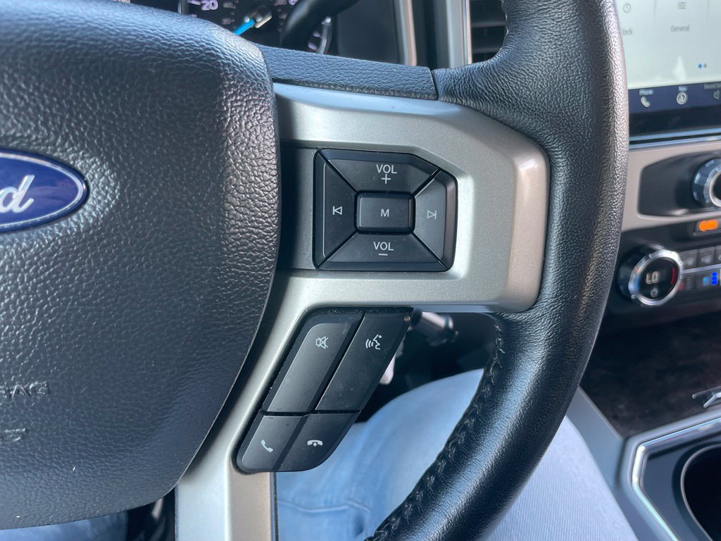 Used 2022 Ford F250 Lariat w/ Black Appearance Package AWD/4WD image 22