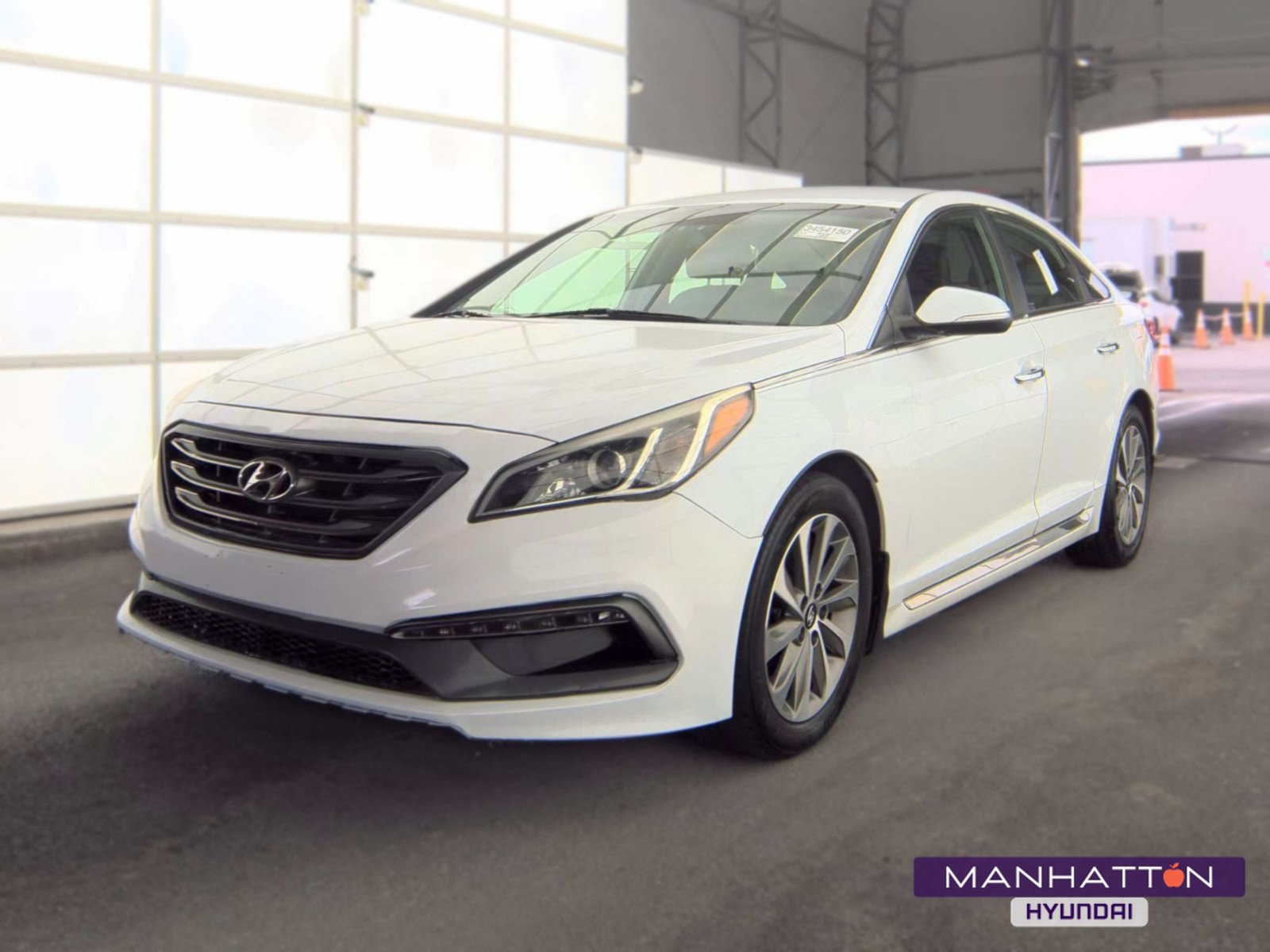 Used 2016 Hyundai Sonata Sport w/ Option Group 02 FWD image 1