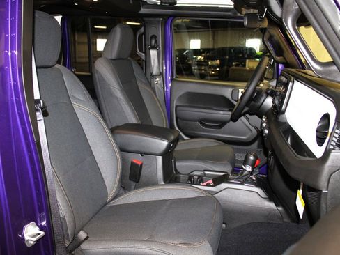 New 2026 Jeep Gladiator Sport image 25