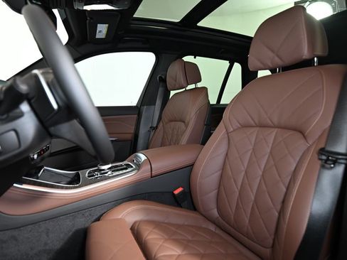 New 2026 BMW X5 xDrive50e w/ Executive Package AWD/4WD image 29