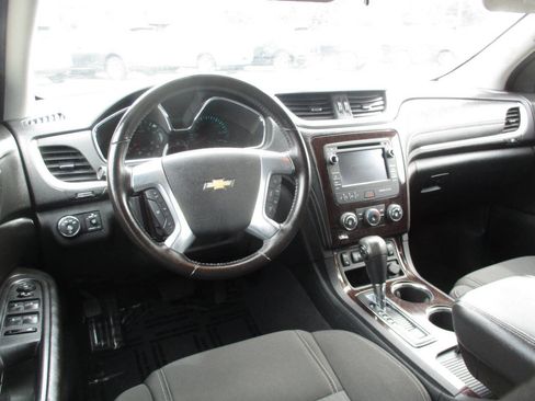 Used 2015 Chevrolet Traverse LT AWD/4WD image 27