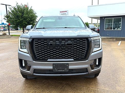 Used 2022 GMC Yukon XL Denali w/ Max Trailering Package image 3