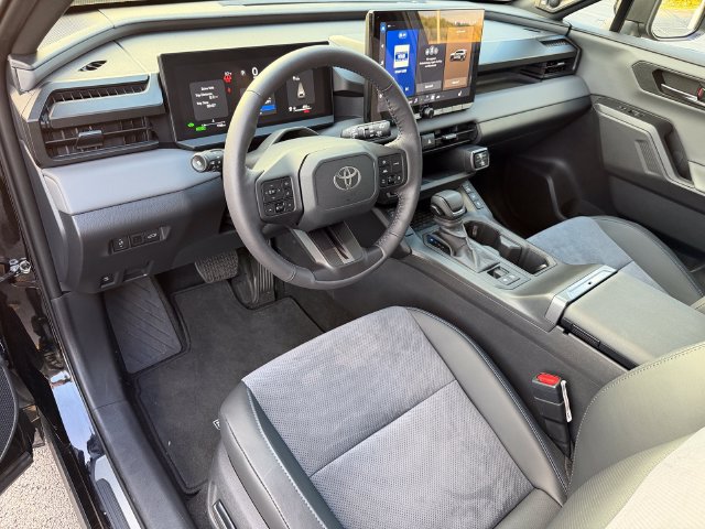 Certified 2026 Toyota RAV4 XSE w/ Weather Package AWD/4WD image 13