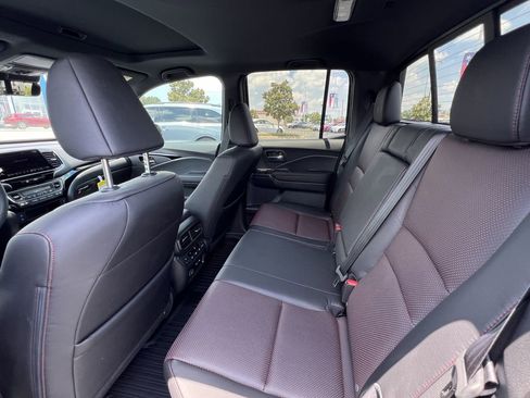 New 2026 Honda Ridgeline Black Edition image 7
