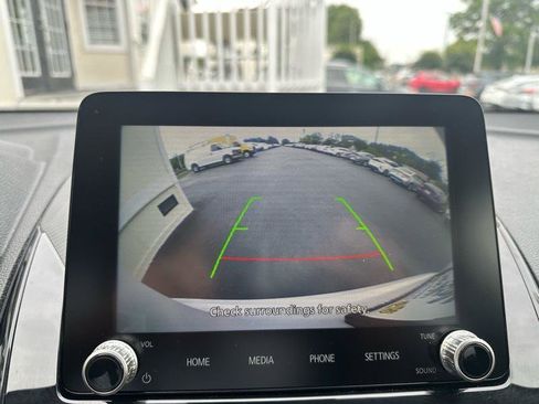 Used 2024 Mitsubishi Eclipse Cross LE image 13