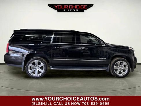 Used 2019 GMC Yukon XL Denali w/ Open Road Package AWD/4WD image 9