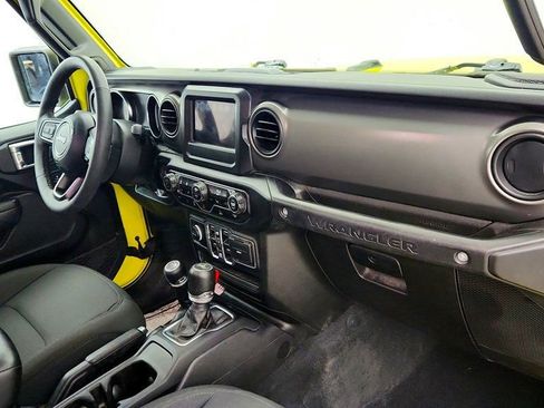 Used 2023 Jeep Wrangler Unlimited w/ Cold Weather Group image 24