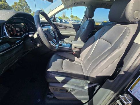 Used 2023 Audi Q7 2.0T Premium w/ Convenience Package AWD/4WD image 24