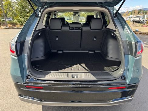 New 2026 Honda HR-V EX-L image 16
