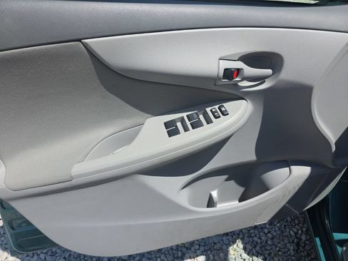 Used 2009 Toyota Corolla LE FWD image 11