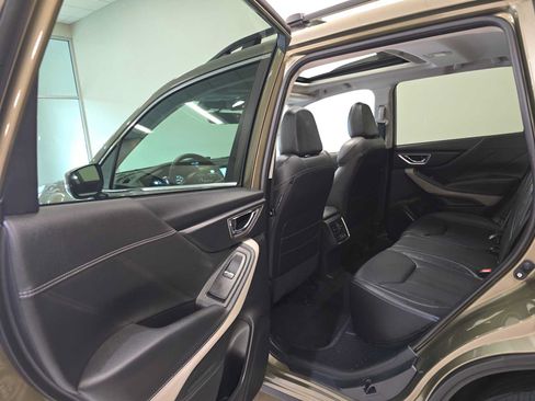 Used 2022 Subaru Forester Limited AWD/4WD image 26