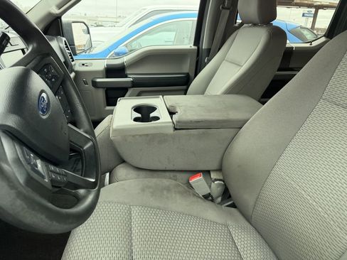 Used 2020 Ford F150 XLT image 3