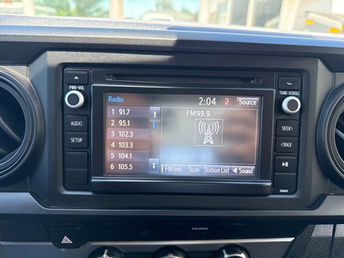 Used 2019 Toyota Tacoma SR RWD image 19