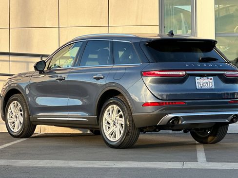 Used 2022 Lincoln Corsair FWD image 5