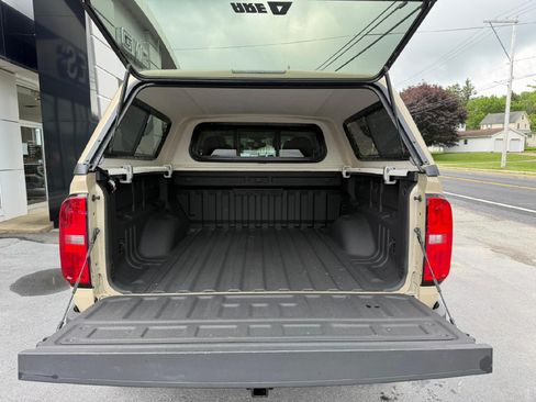 Certified 2022 Chevrolet Colorado ZR2 AWD/4WD image 8