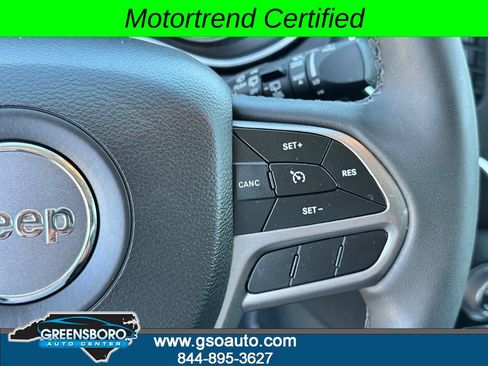 Used 2022 Jeep Cherokee Latitude Lux AWD/4WD image 14