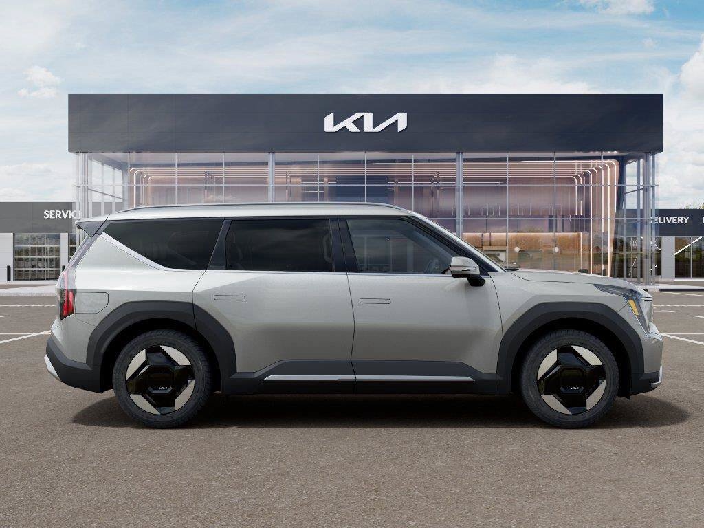 Used 2026 Kia EV9 Wind AWD/4WD image 7
