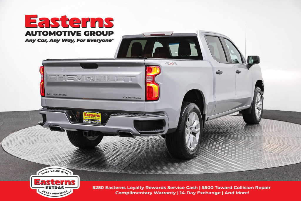Used 2019 Chevrolet Silverado 1500 Custom w/ Custom Value Package AWD/4WD image 6