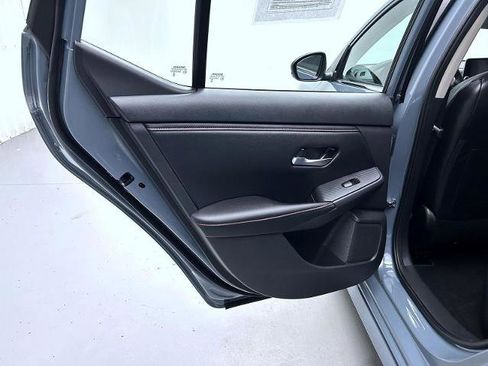 Certified 2025 Nissan Sentra SR w/ SR Premium Package image 20