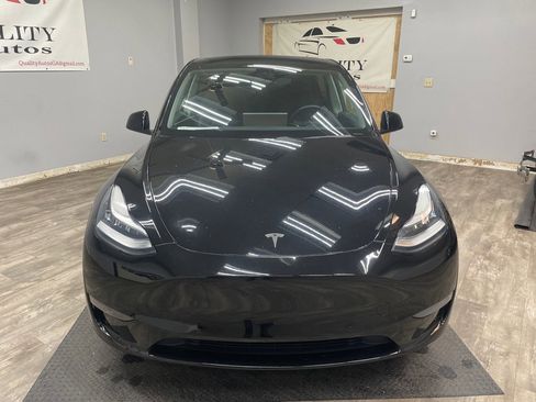 Used 2020 Tesla Model Y Long Range image 13