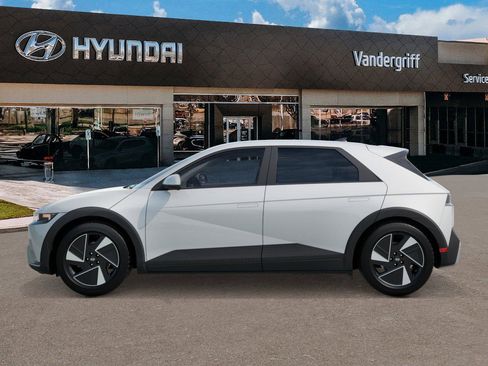 New 2026 Hyundai Ioniq 5 SEL RWD image 3