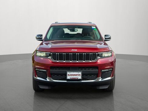 Used 2022 Jeep Grand Cherokee L Limited AWD/4WD image 2