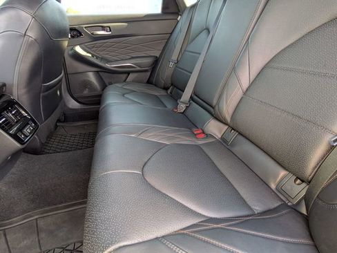 Used 2021 Toyota Avalon Limited w/ Advanced Safety Package image 10