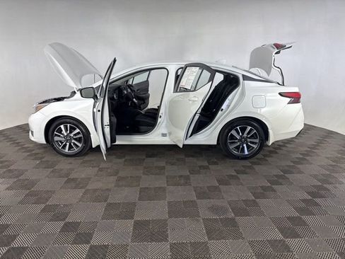 Certified 2025 Nissan Versa SV w/ Trunk Package FWD image 9