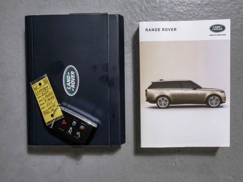 Used 2024 Land Rover Range Rover SE image 52