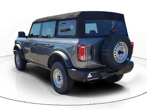 New 2026 Ford Bronco 4-Door image 4