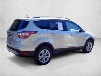 Used 2017 Ford Escape SE w/ SE Leather Comfort Package video 4