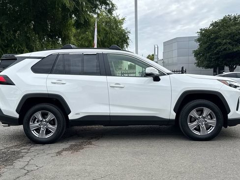 Certified 2025 Toyota RAV4 XLE AWD/4WD image 2