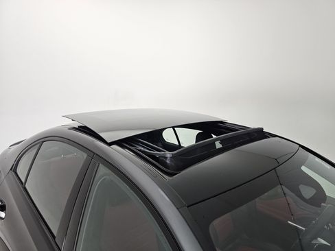 Certified 2025 Mercedes-Benz C 43 AMG 4MATIC Sedan image 28