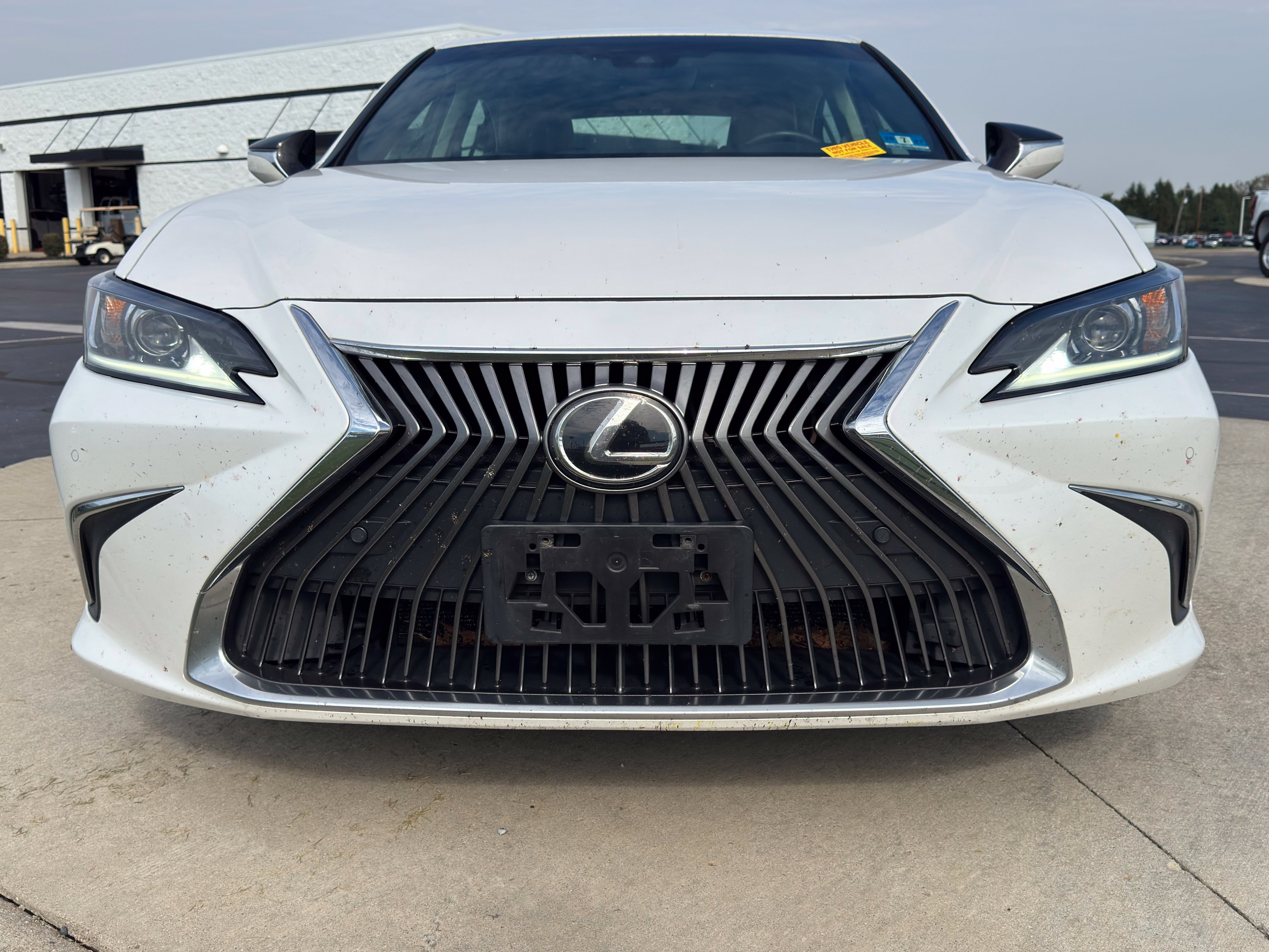 Used 2020 Lexus ES 350 w/ Premium Package FWD image 2