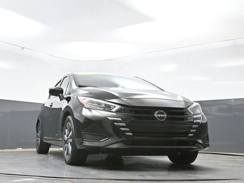 Used 2025 Nissan Versa SV FWD image 51