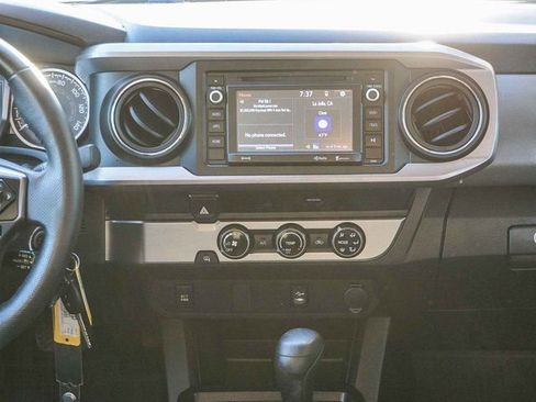 Used 2018 Toyota Tacoma SR5 image 16