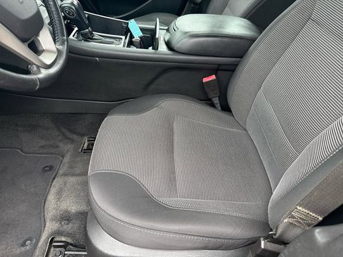 Used 2015 Ford Taurus SEL w/ Equipment Group 201A AWD/4WD image 10