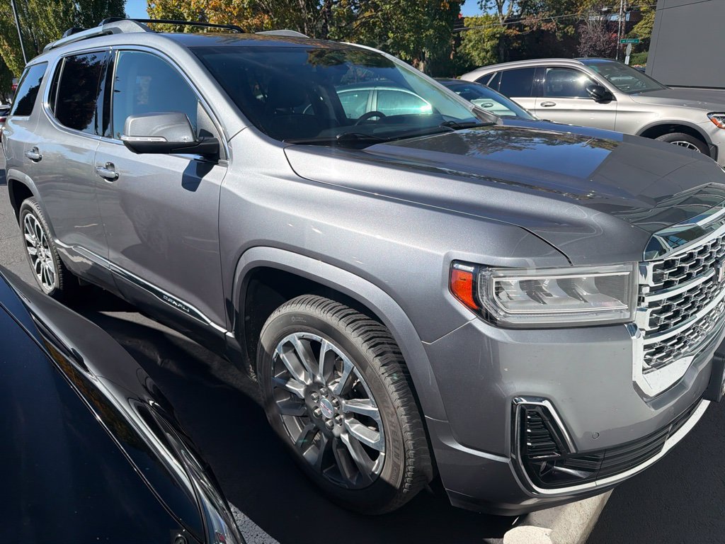 Used 2021 GMC Acadia Denali w/ Denali Ultimate Package AWD/4WD image 6