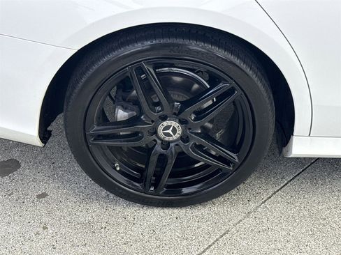 Used 2018 Mercedes-Benz E 300 image 38