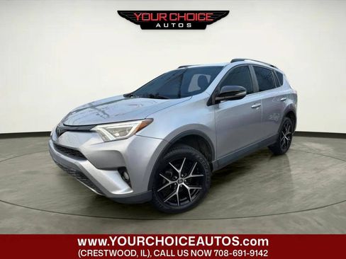 Used 2018 Toyota RAV4 SE w/ Power Extra Value Package FWD image 1