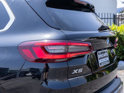 Used 2021 BMW X5 sDrive40i w/ Premium Package RWD image 8