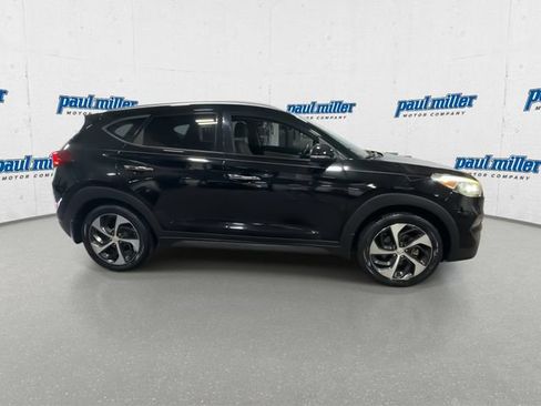 Used 2016 Hyundai Tucson Limited FWD image 13