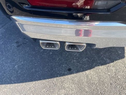 New 2026 GMC Acadia Denali image 6