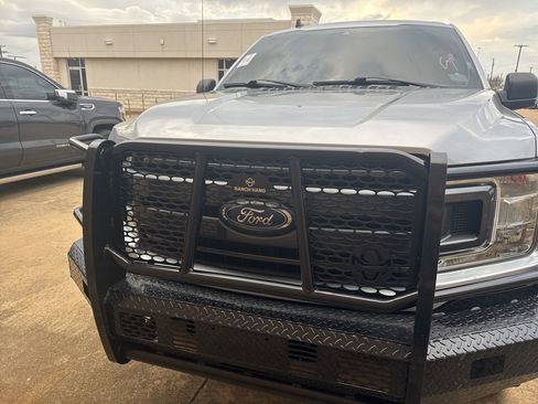 Certified 2020 Ford F150 XLT w/ Equipment Group 302A Luxury image 3