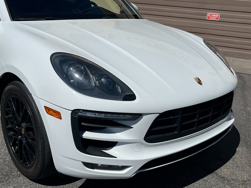 Used 2017 Porsche Macan GTS AWD/4WD image 10