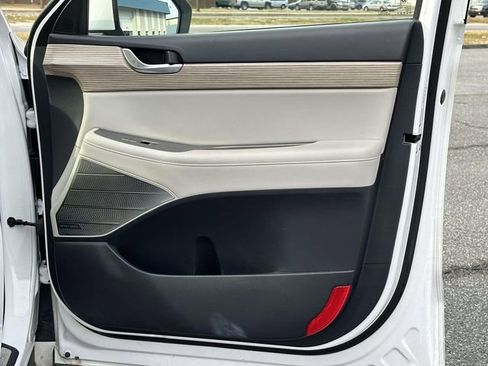 Used 2022 Hyundai Palisade Limited image 9