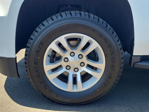 Used 2019 Chevrolet Tahoe LT RWD image 33