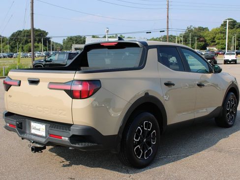 Used 2023 Hyundai Santa Cruz SEL FWD image 5
